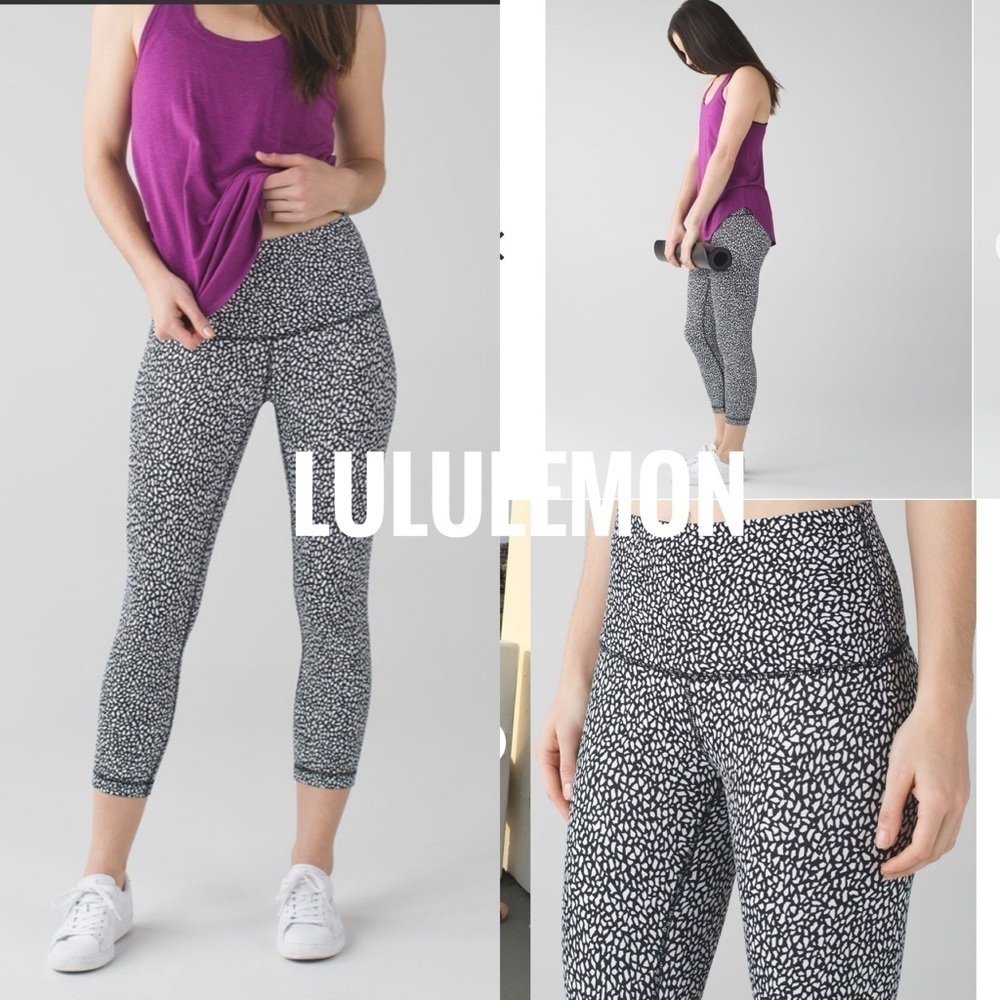 Lululemon women’s Wunder Under Crop Hi-Rise leggings In Miss Mosaic Black size 4